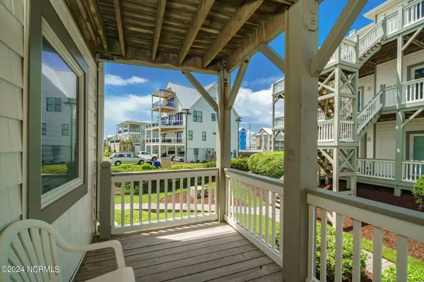 $610,000 | 2905 Pointe W Drive, Unit B1 PIER POINTE, Emerald Isle, NC 28594