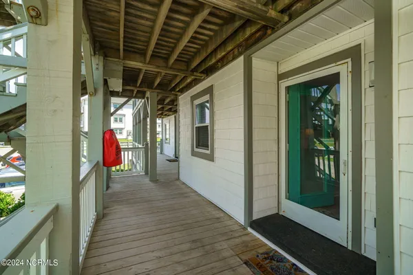 $610,000 | 2905 Pointe W Drive, Unit B1 PIER POINTE, Emerald Isle, NC 28594