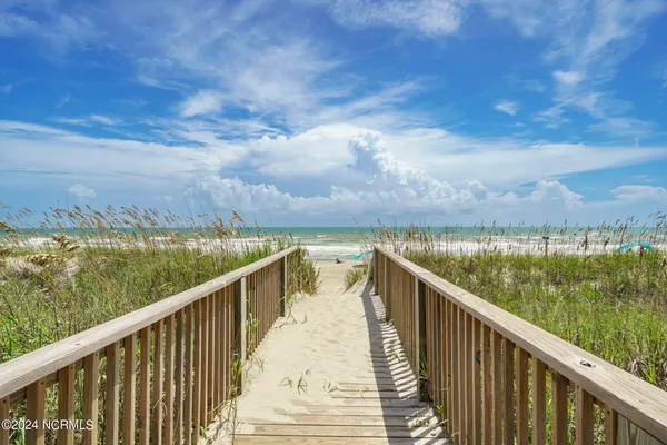 $610,000 | 2905 Pointe W Drive, Unit B1 PIER POINTE, Emerald Isle, NC 28594