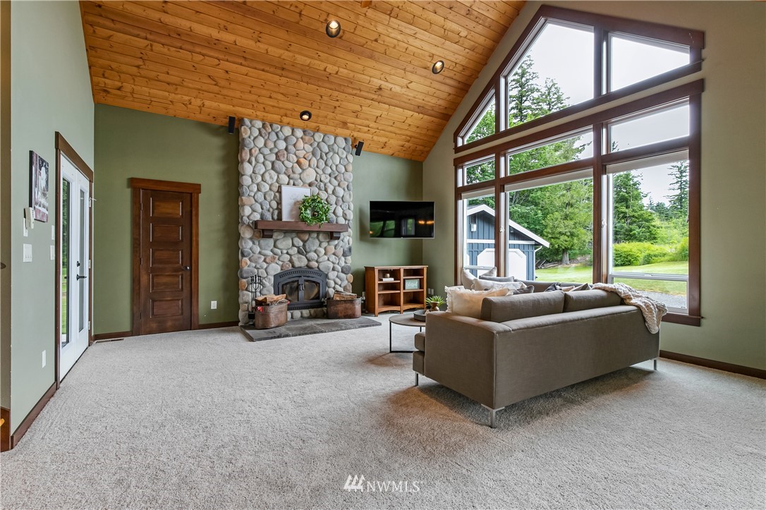 1150 East Axton Road Bellingham, WA 98226 - Photo 5 of 40