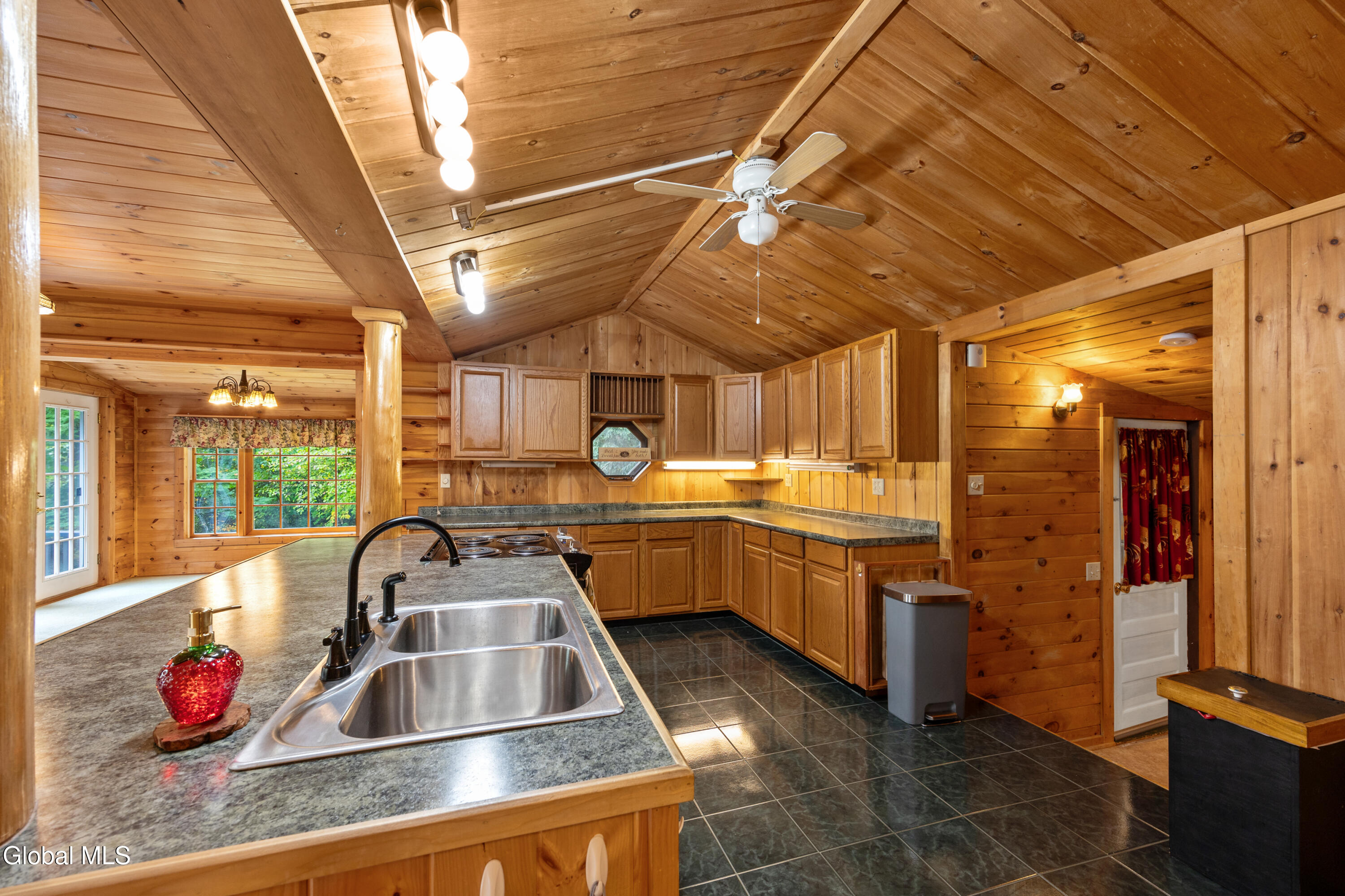 42 Huber Road Warrensburg, NY 12885 - Photo 20 of 58 1 (25)