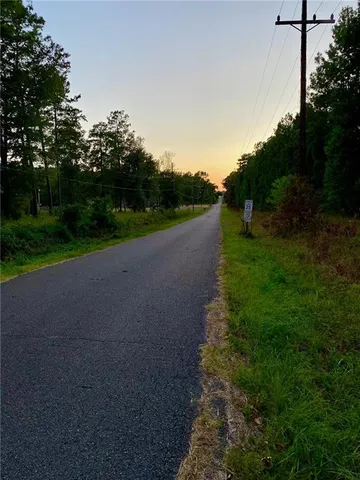 $137,700 | 1 East Yeager Drive, Ball, LA 71405