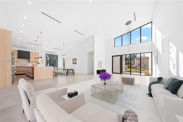 $1,595,000 | 4321 Southwest 99th Avenue, Miami, FL 33165