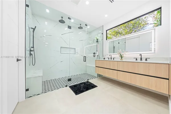 $1,595,000 | 4321 Southwest 99th Avenue, Miami, FL 33165