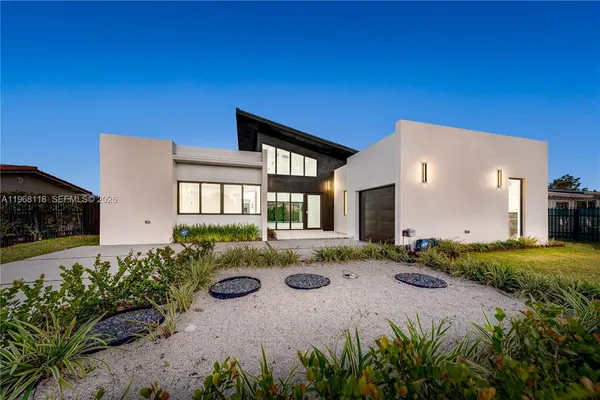 $1,595,000 | 4321 Southwest 99th Avenue, Miami, FL 33165