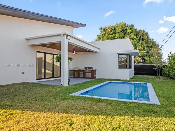 $1,595,000 | 4321 Southwest 99th Avenue, Miami, FL 33165