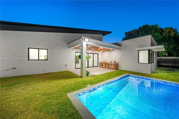 $1,595,000 | 4321 Southwest 99th Avenue, Miami, FL 33165