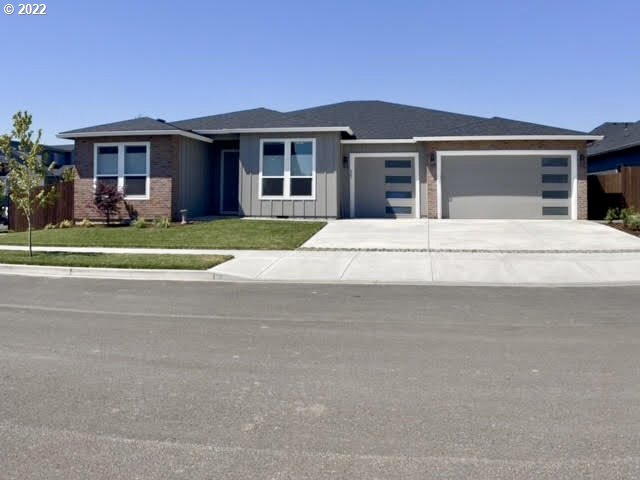 823 South 88th Avenue Ridgefield, WA 98642 - Photo 1 of 21