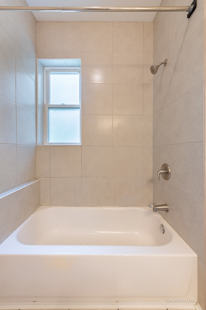 8225 South Prairie Avenue, Unit 1 Chicago, IL 60619 - Photo 23 of 28