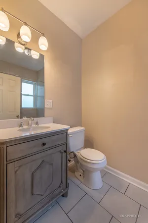 $1,450 | 8225 South Prairie Avenue, Unit 1, Chicago, IL 60619