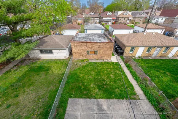 $1,450 | 8225 South Prairie Avenue, Unit 1, Chicago, IL 60619