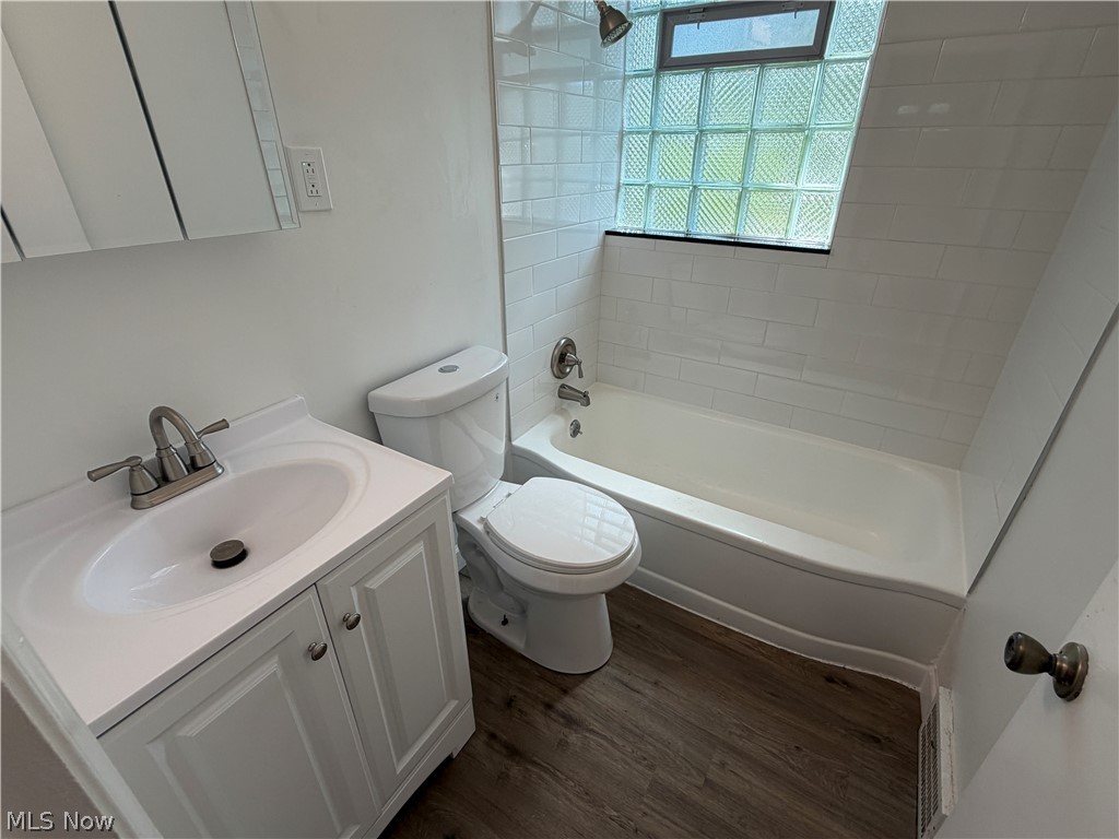1555 Sheffield Road South Euclid, OH 44121 - Photo 11 of 21