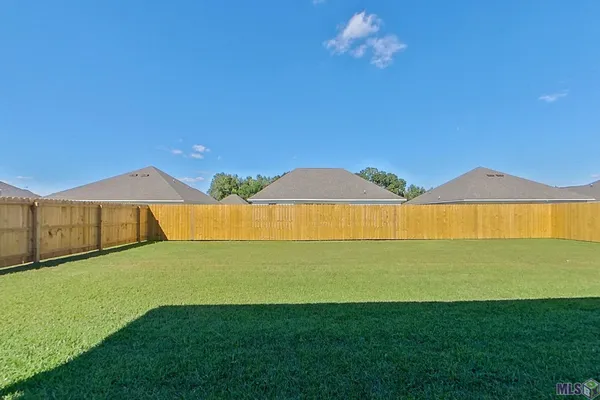 $1,790 | 107 Hendrix Road, Carencro, LA 70520