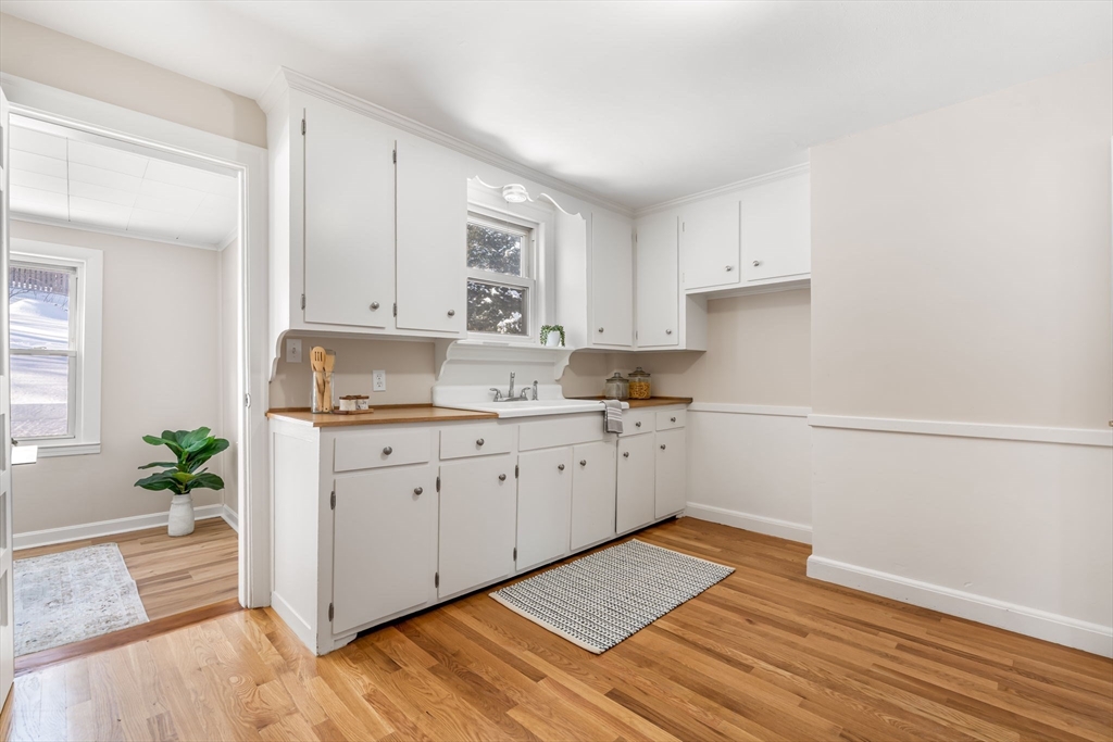 33 Harvard Street Arlington, MA 02476 - Photo 15 of 42