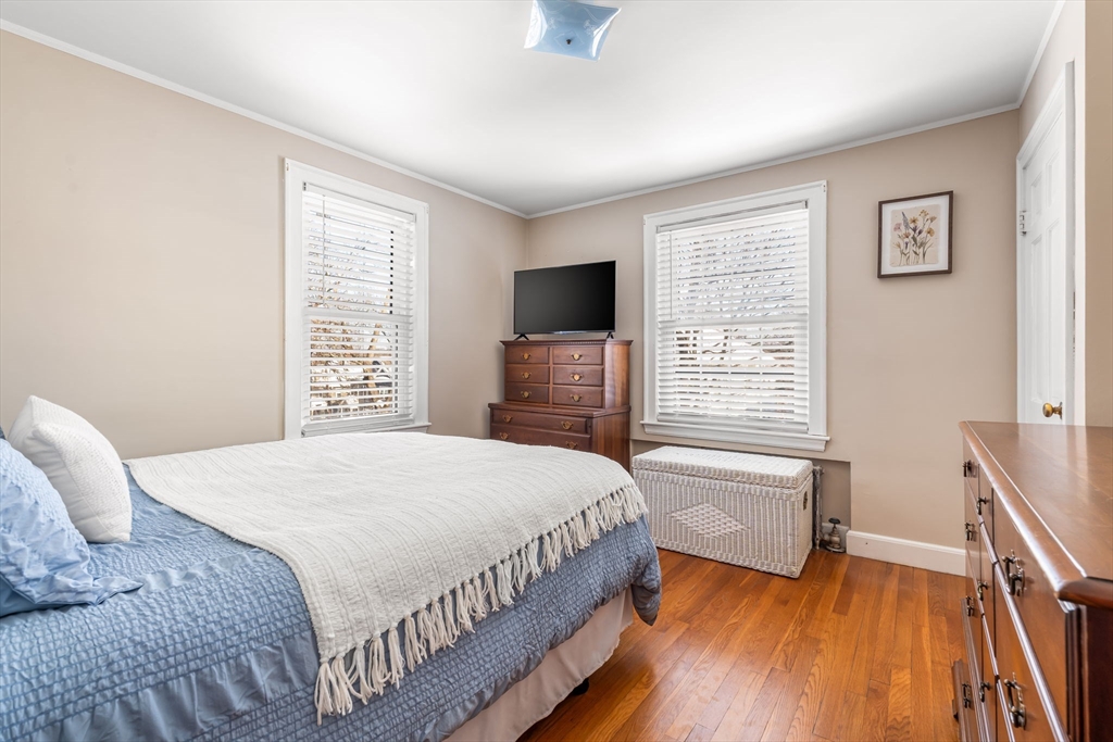 33 Harvard Street Arlington, MA 02476 - Photo 34 of 42