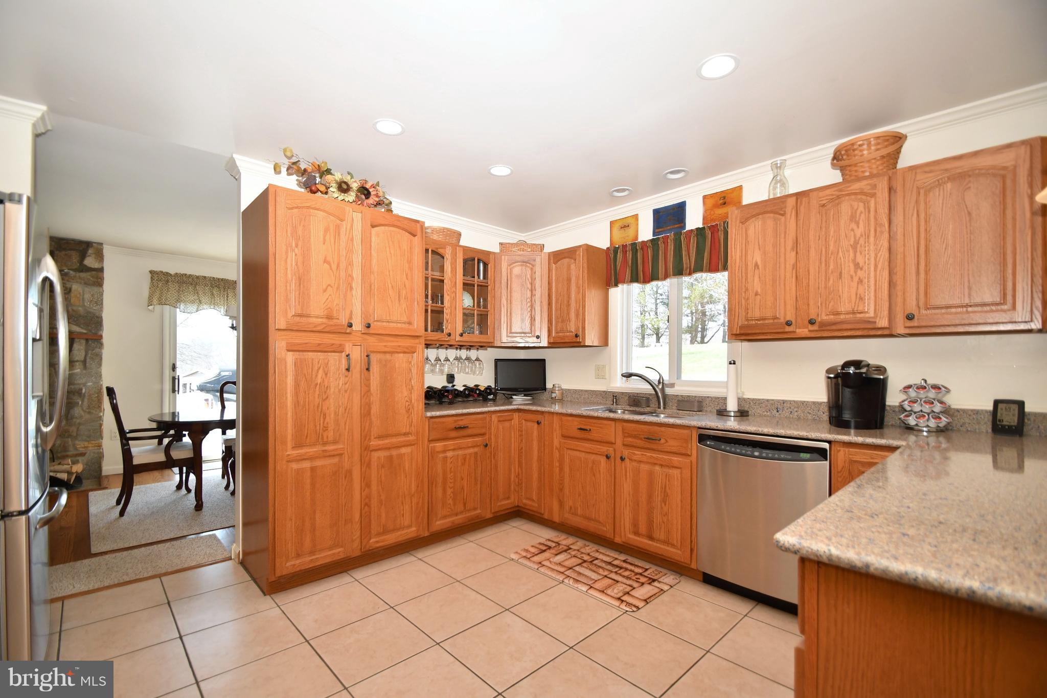 718 Cherry Hill Road Street, MD 21154 - Photo 25 of 30 Kitchen w/SS Appliances