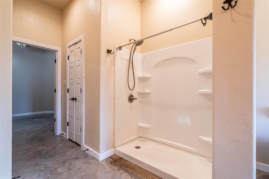 9110 Asbury Road Tolar, TX 76476 - Photo 34 of 40