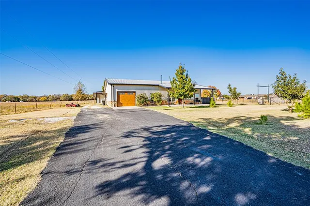 $392,500 | 9110 Asbury Road, Tolar, TX 76476