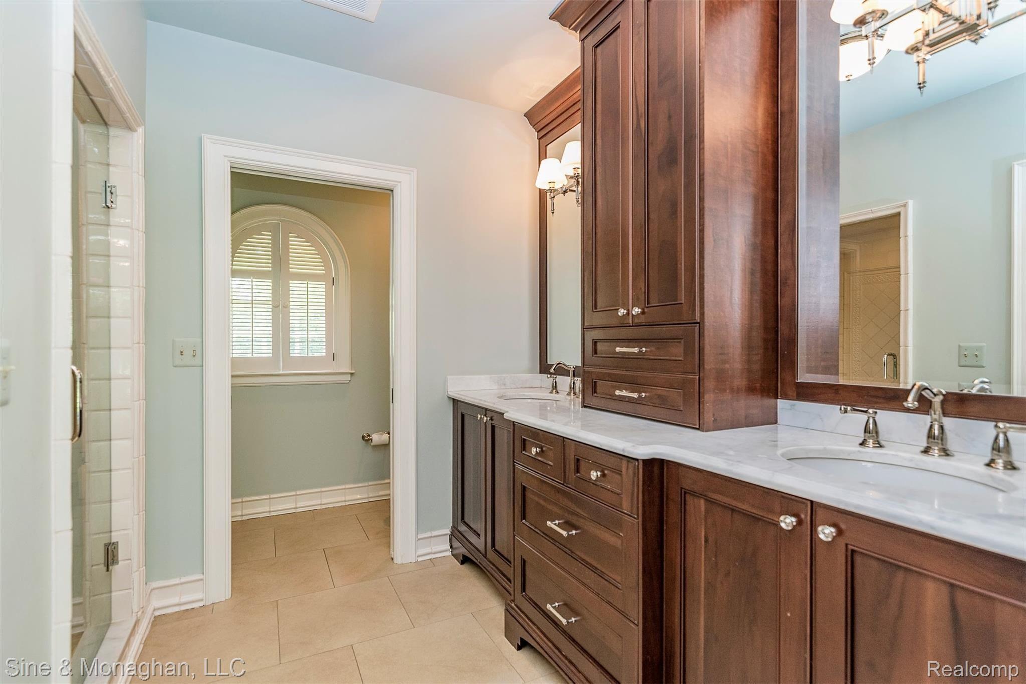501 Washington Road Grosse Pointe, MI 48230 - Photo 32 of 55 DSC_4599.jpg