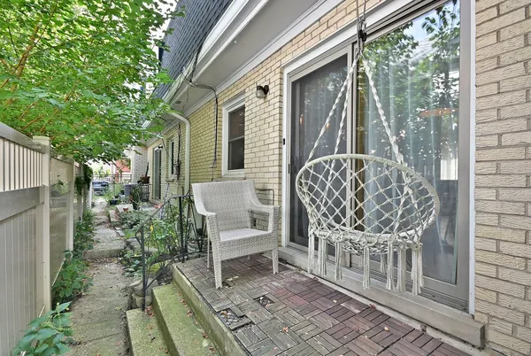 $2,900 | 7324 North Bell Avenue, Unit 3F, Chicago, IL 60645