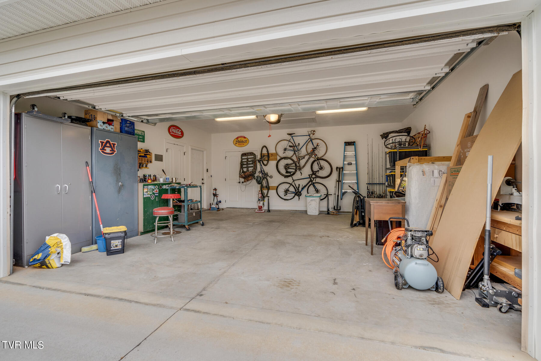 2736 Rock Springs Road Kingsport, TN 37664 - Photo 27 of 39 027