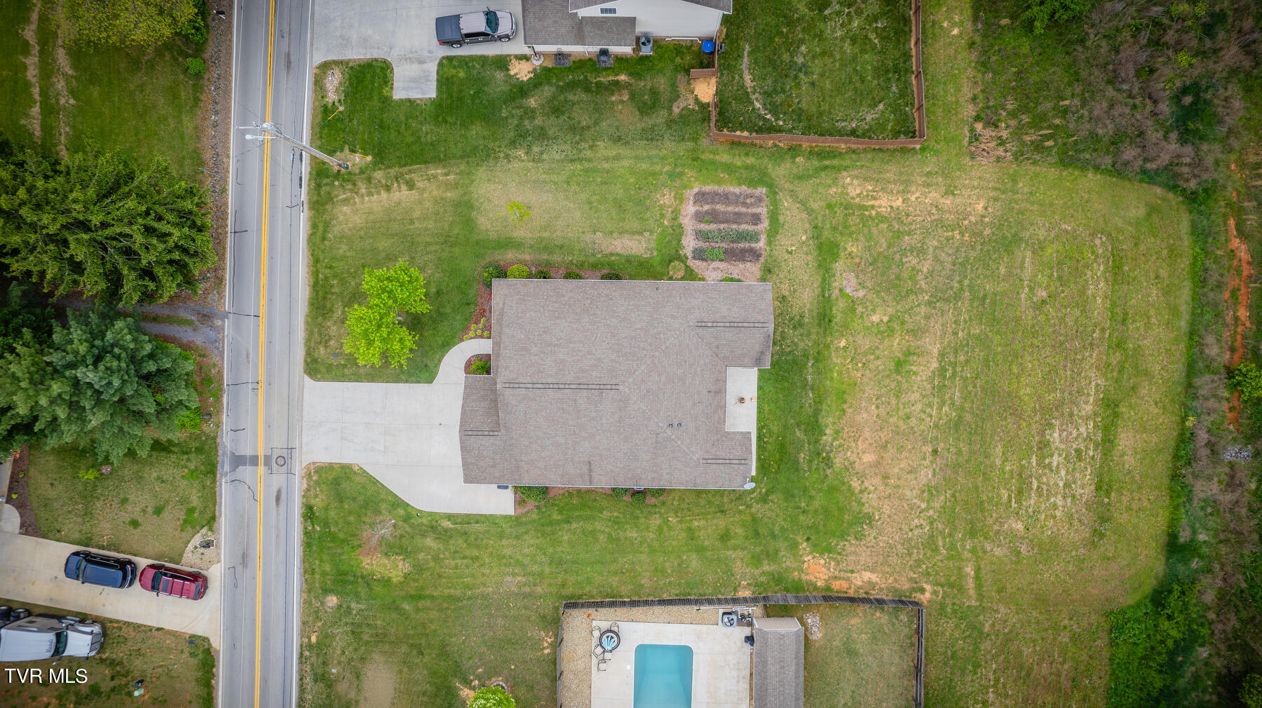 2736 Rock Springs Road Kingsport, TN 37664 - Photo 39 of 39 105