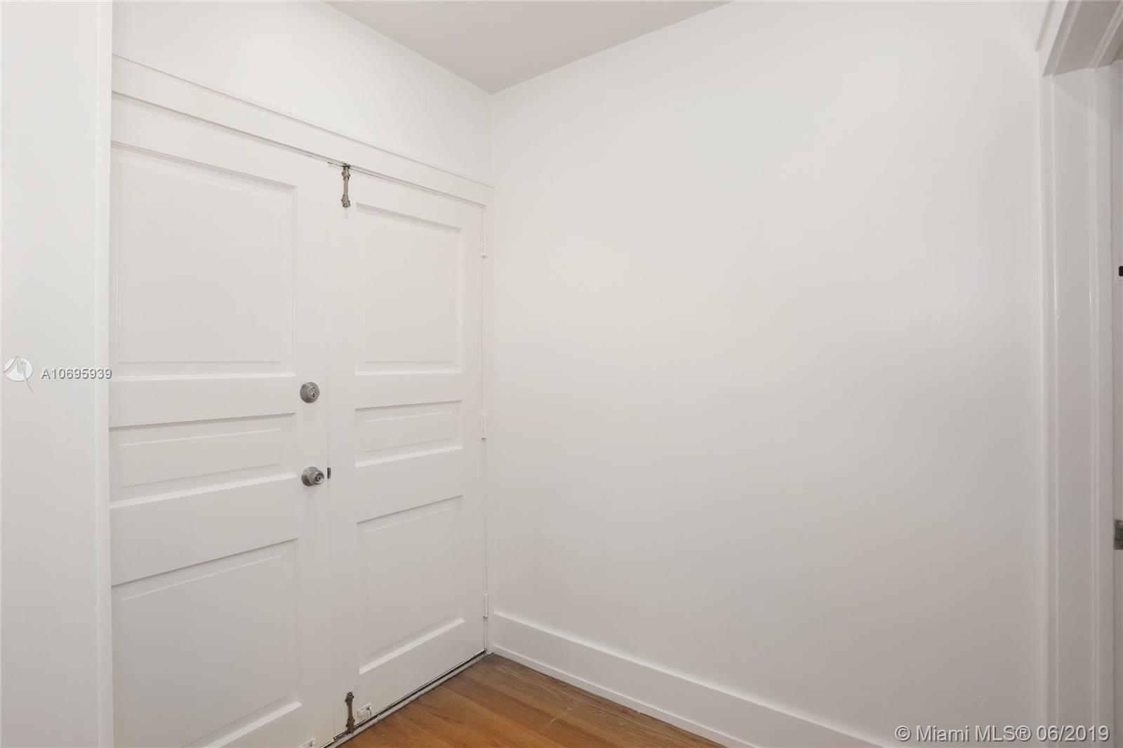 1900 Secoffee Street Miami, FL 33133 - Photo 11 of 32