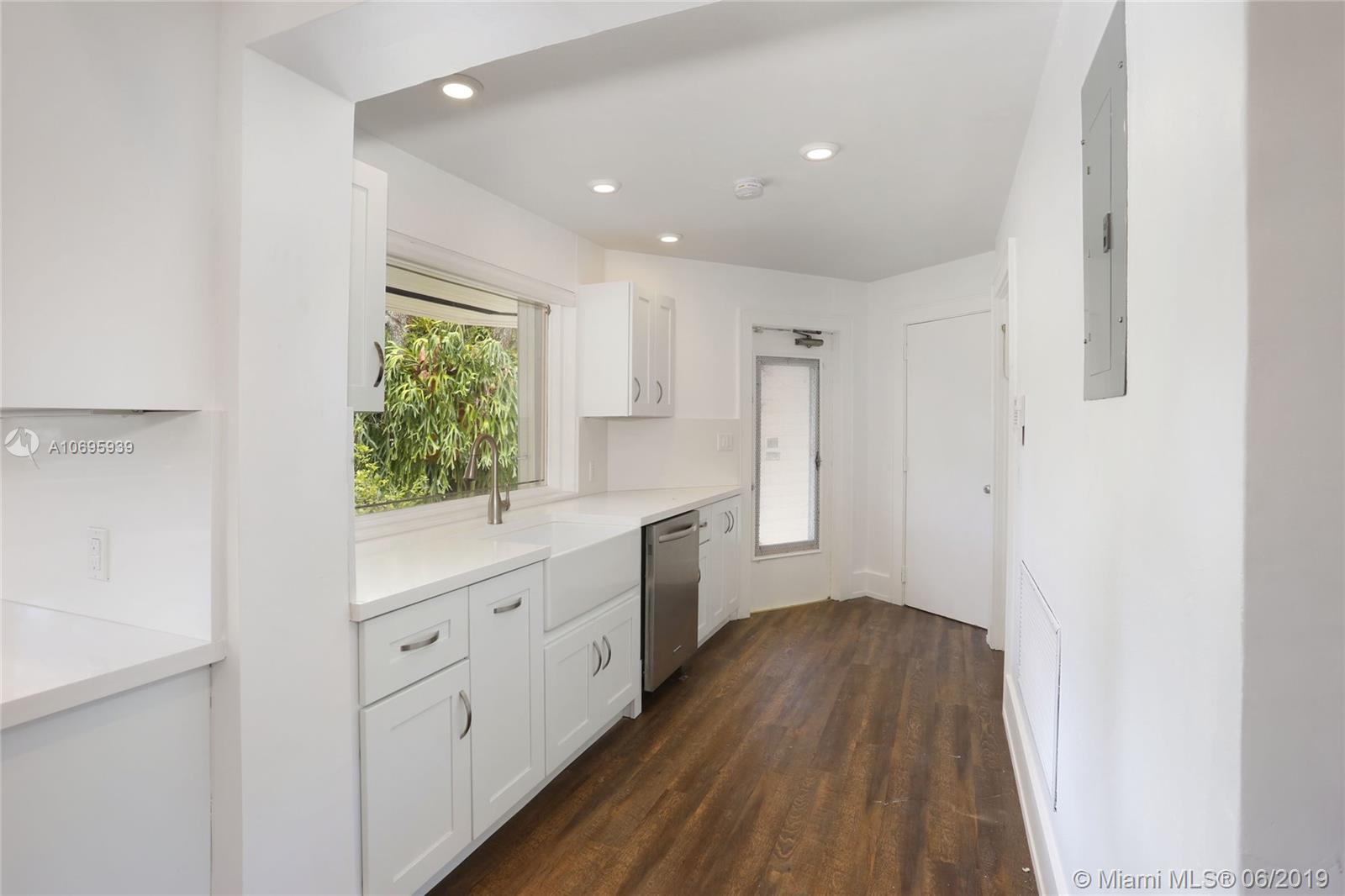 1900 Secoffee Street Miami, FL 33133 - Photo 14 of 32