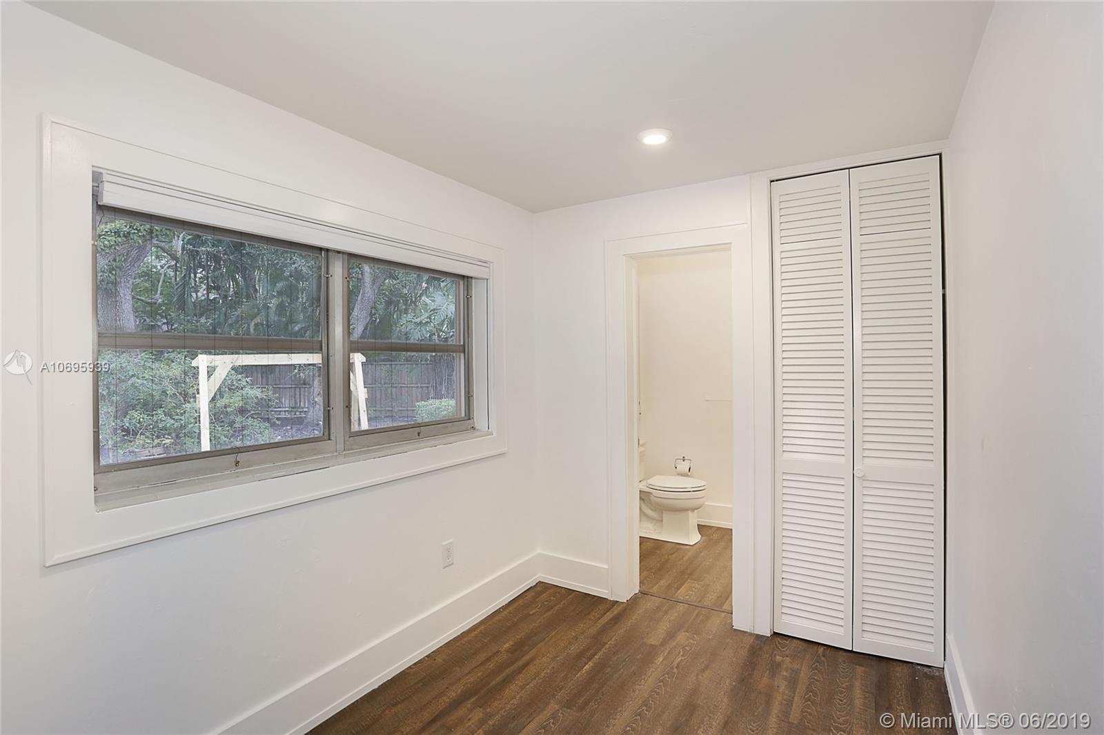 1900 Secoffee Street Miami, FL 33133 - Photo 15 of 32