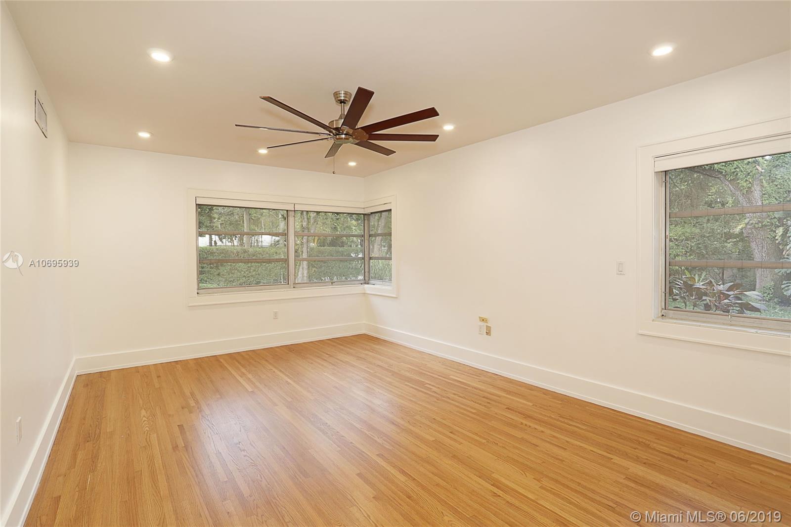 1900 Secoffee Street Miami, FL 33133 - Photo 17 of 32