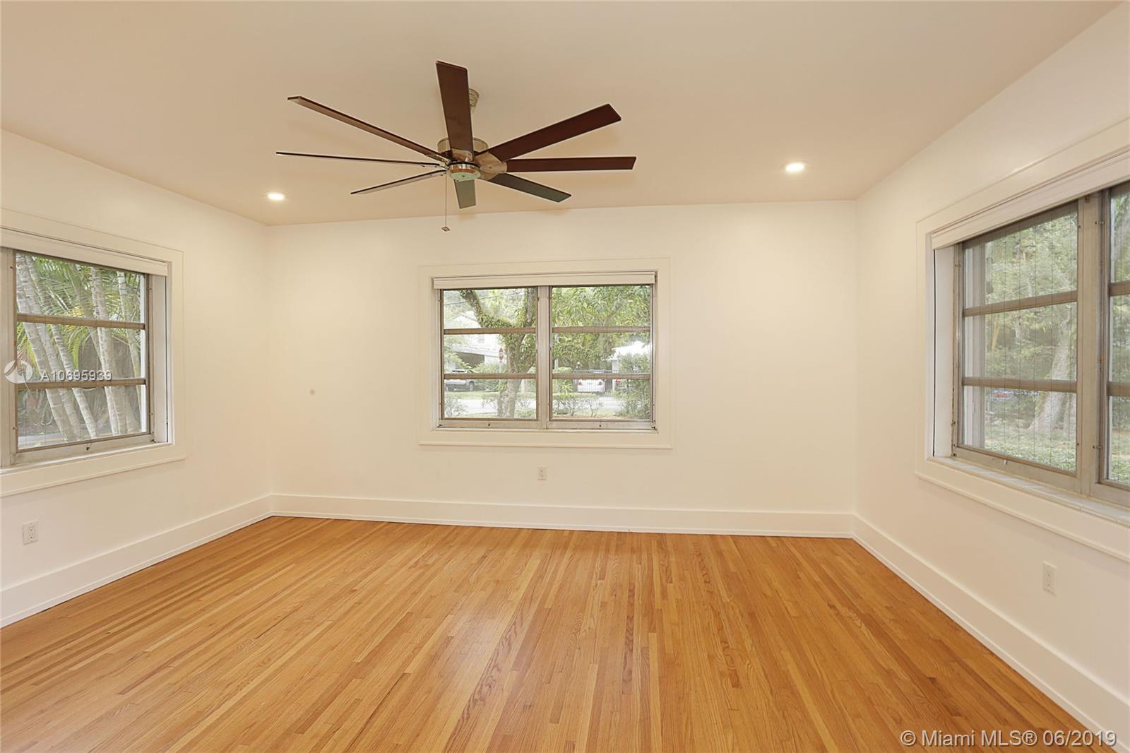 1900 Secoffee Street Miami, FL 33133 - Photo 21 of 32