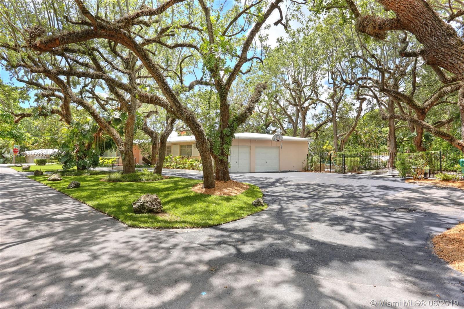 1900 Secoffee Street Miami, FL 33133 - Photo 24 of 32