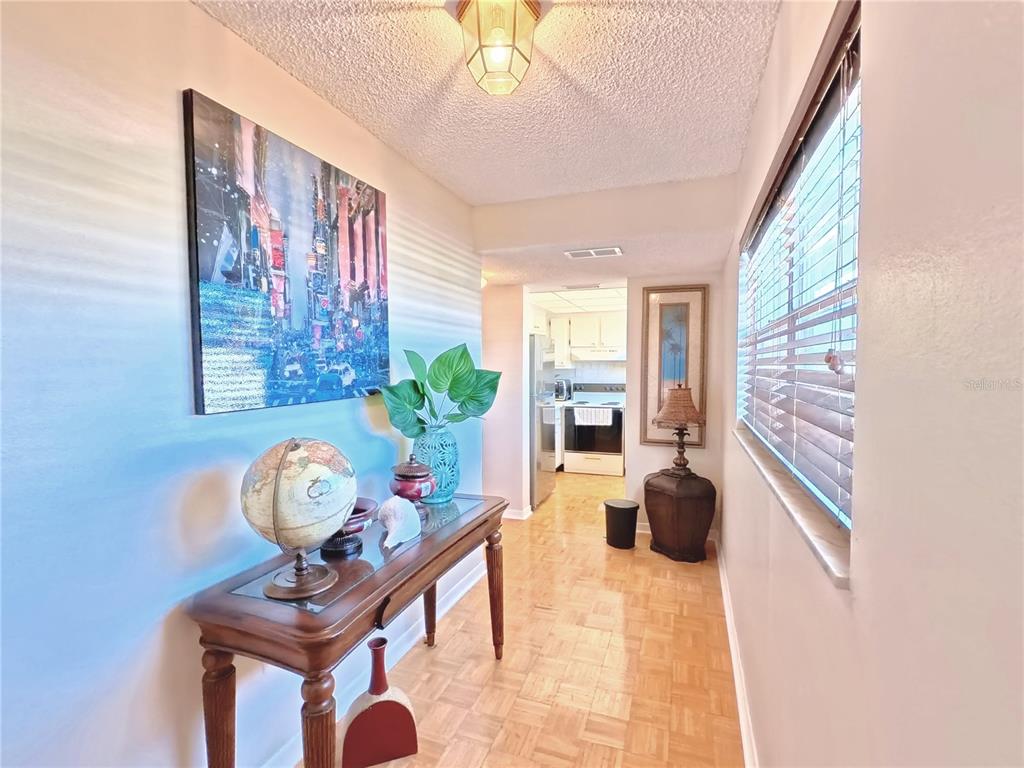 102 47th Ave Drive West, Unit 342 Bradenton, FL 34207 - Photo 2 of 20 a very nice looking room with a couch