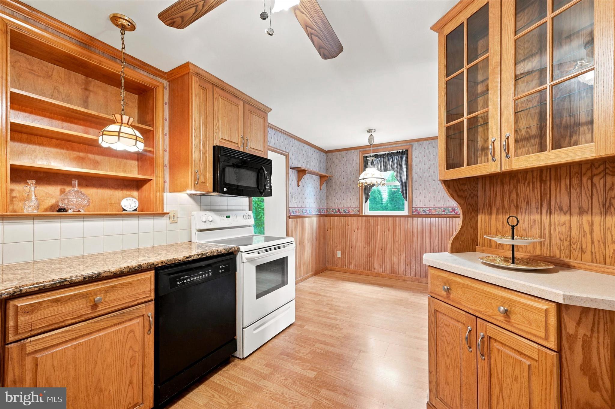 141 Flintlock Road Drexel Hill, PA 19026 - Photo 11 of 34