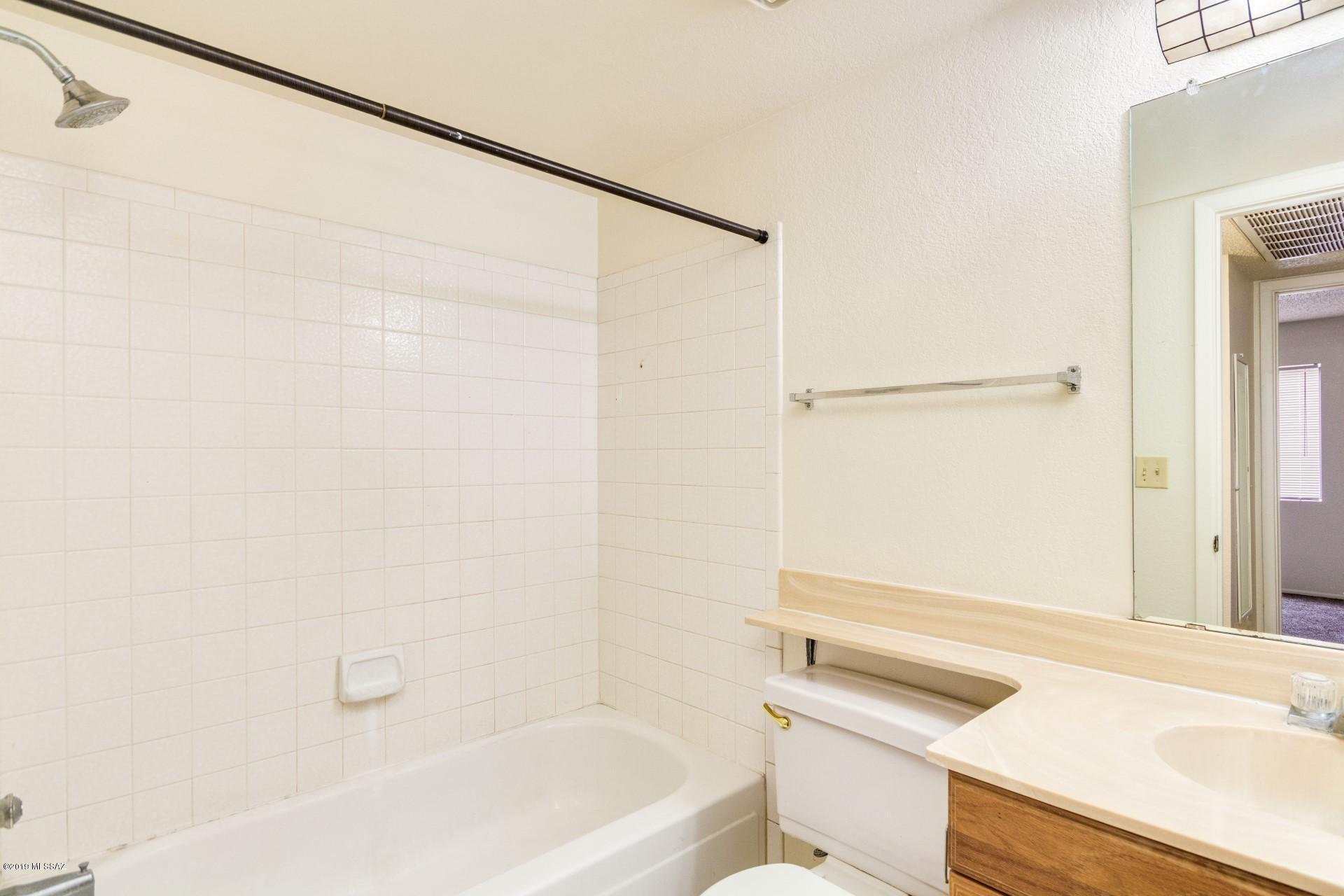 2172 North Pantano Road, Unit 118 Tucson, AZ 85715 - Photo 21 of 23 Gallery Image 21