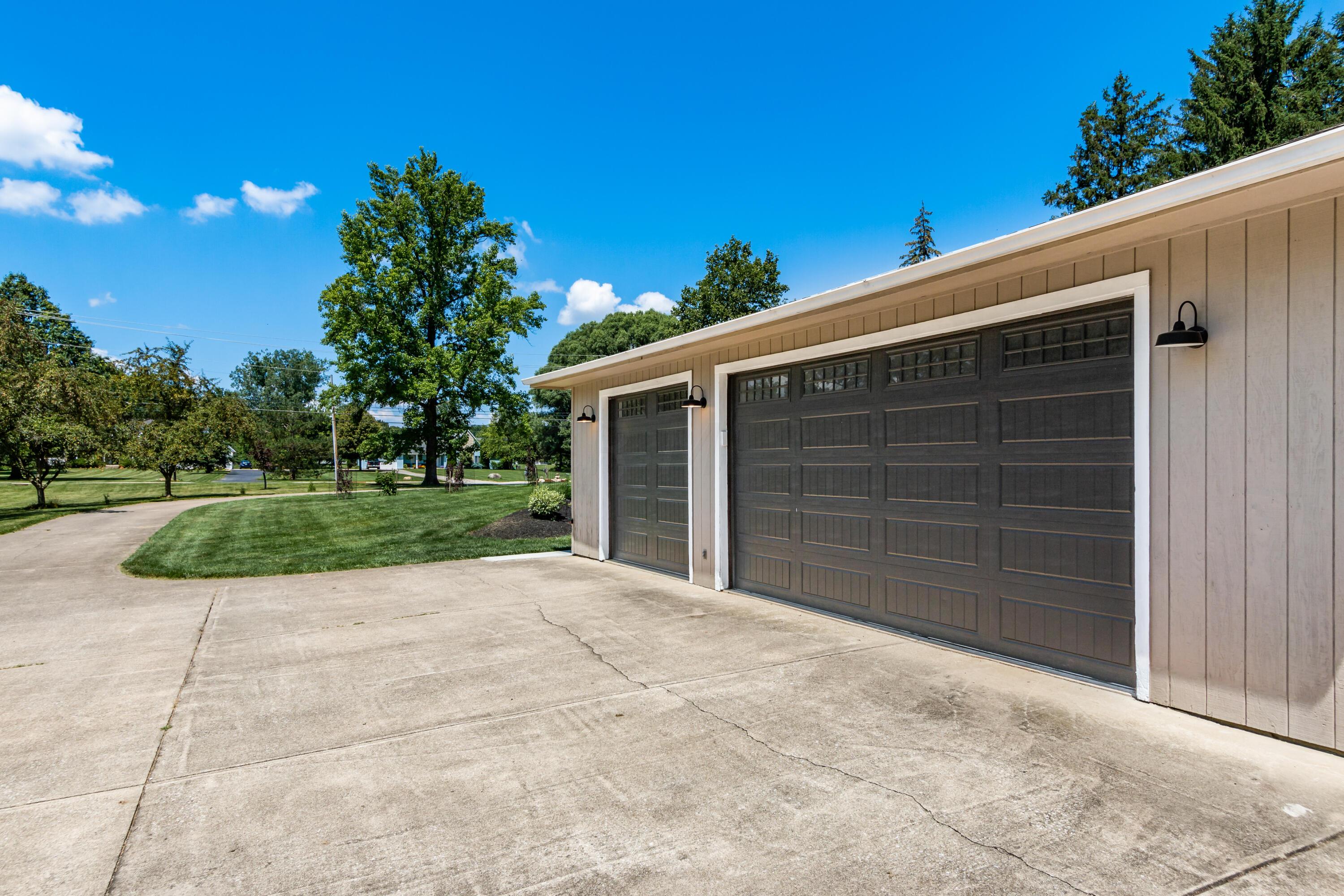 5165 Tussic St Road Westerville, OH 43082 - Photo 15 of 62 3 car bays with auto openers.