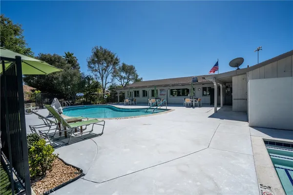 $90,000 | 1120 East Mission Road, Unit 20, Fallbrook, CA 92028