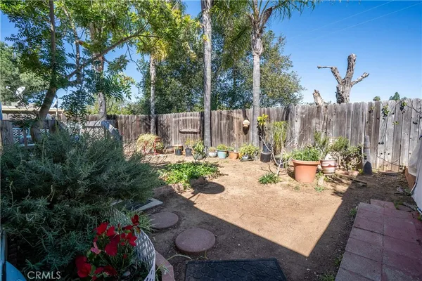 $90,000 | 1120 East Mission Road, Unit 20, Fallbrook, CA 92028