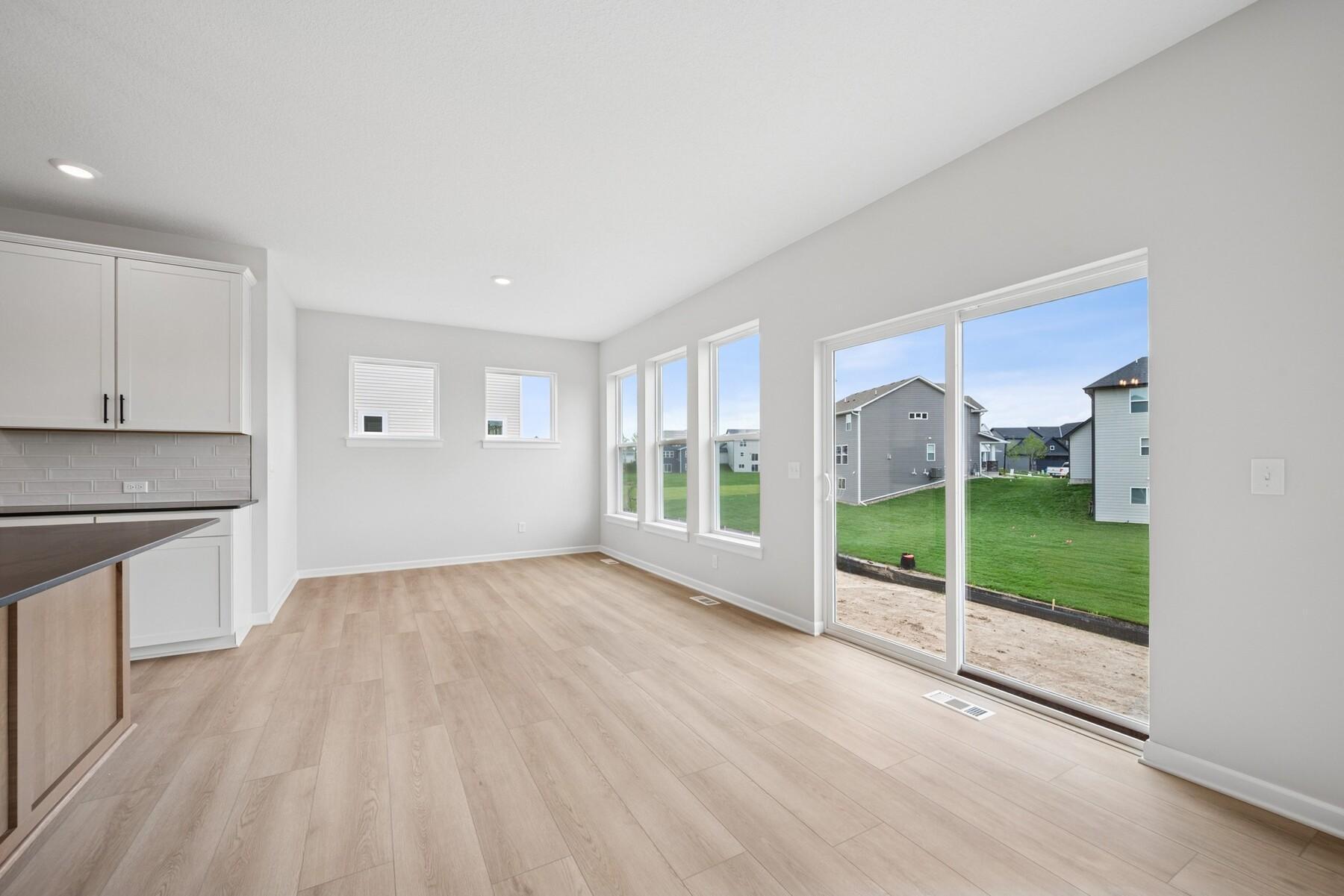 10577 Minnesota Lane North Maple Grove, MN 55369 - Photo 5 of 22