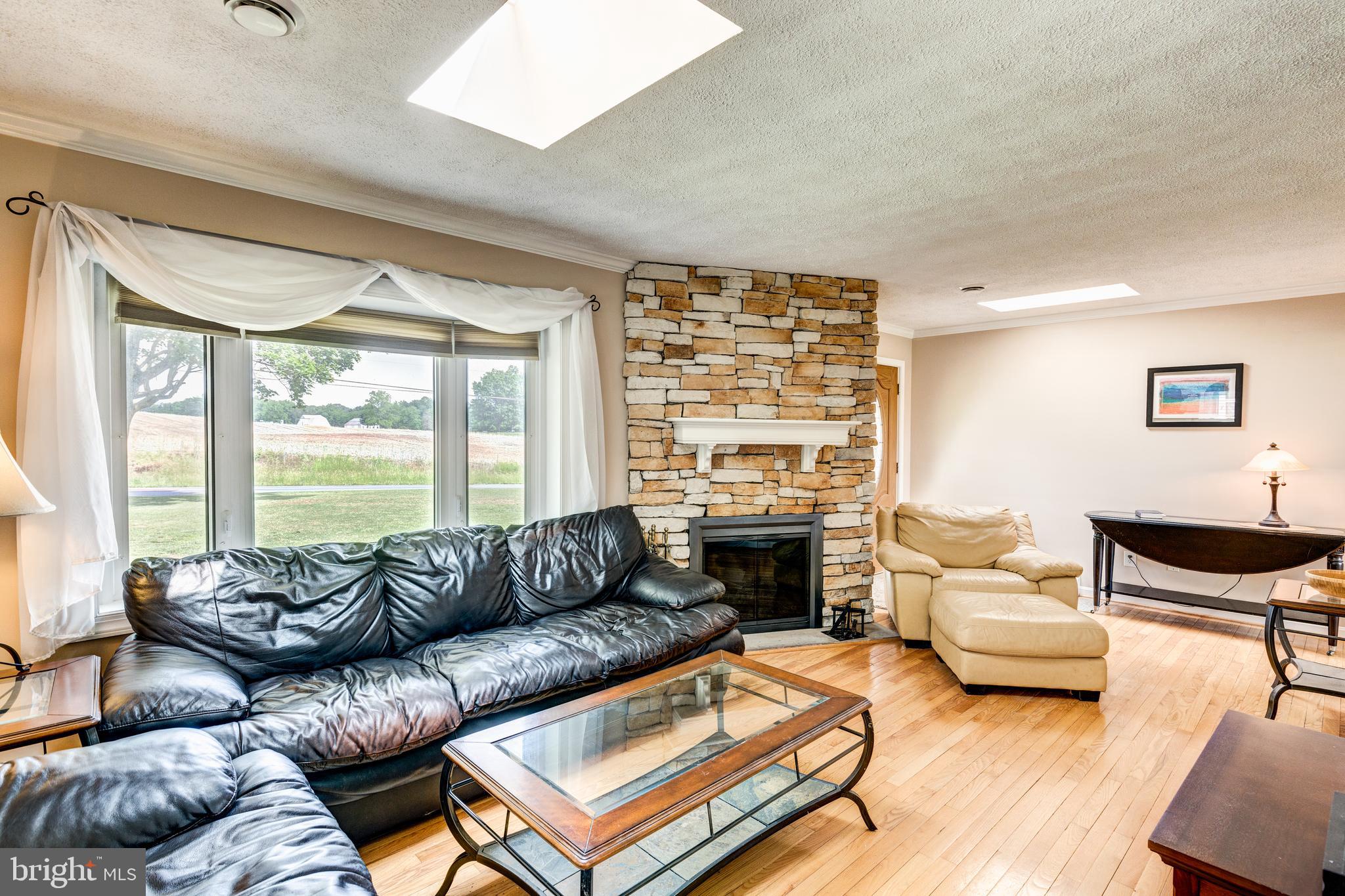 2229 Feeser Road North Taneytown, MD 21787 - Photo 4 of 50 Gallery Image 4