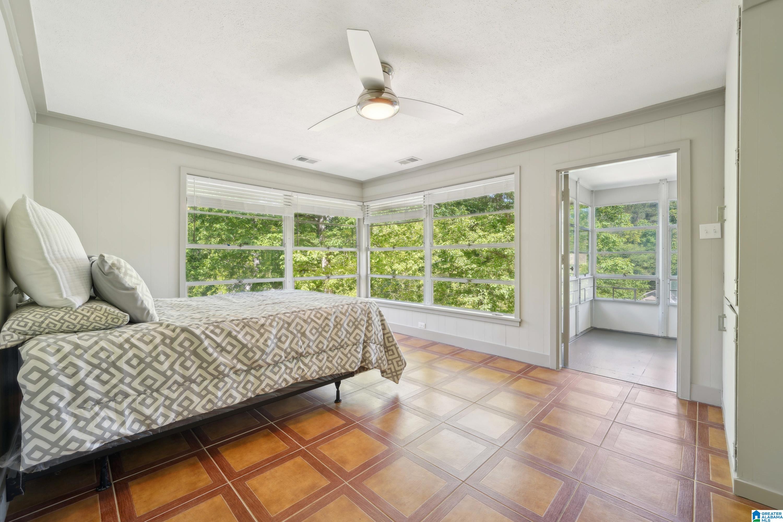 135 Sunset Boulevard Oneonta, AL 35121 - Photo 27 of 92