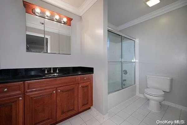 $3,445 | 185 Overlook Drive, Unit 185, Farmingville, NY 11738