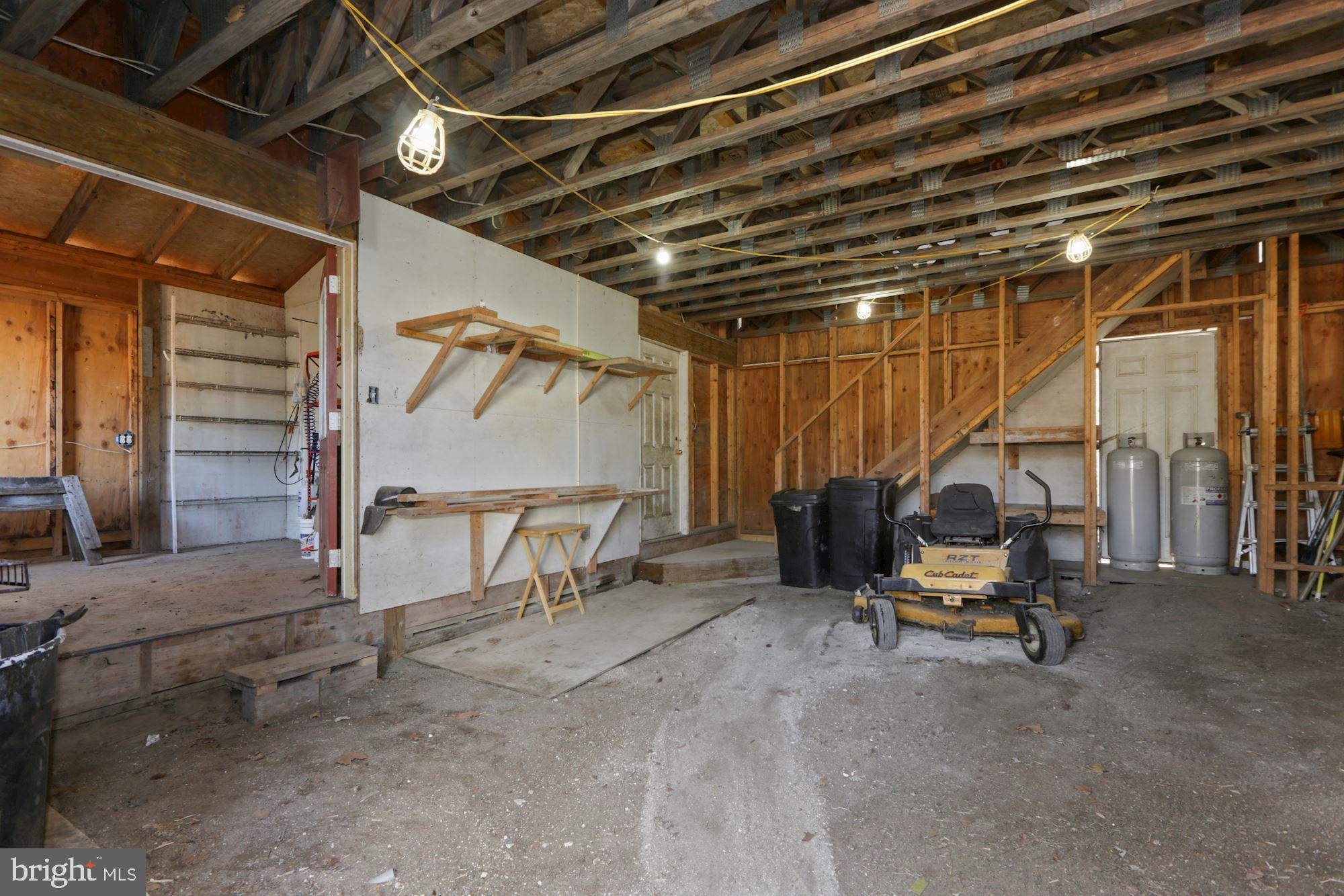 2734 Crooked Run Road Delaplane, VA 20144 - Photo 35 of 38 Plenty of room for equipment.