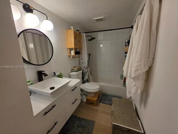 $249,000 | 9360 Fontainebleau Boulevard, Unit 503, Miami, FL 33172