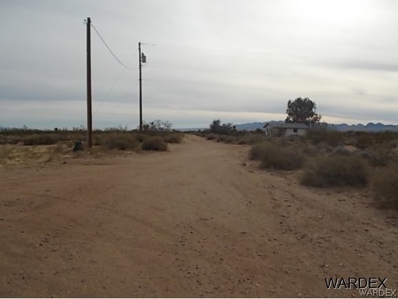5778 Hoover Road Golden Valley, AZ 86413 - Photo 36 of 36 road to the south