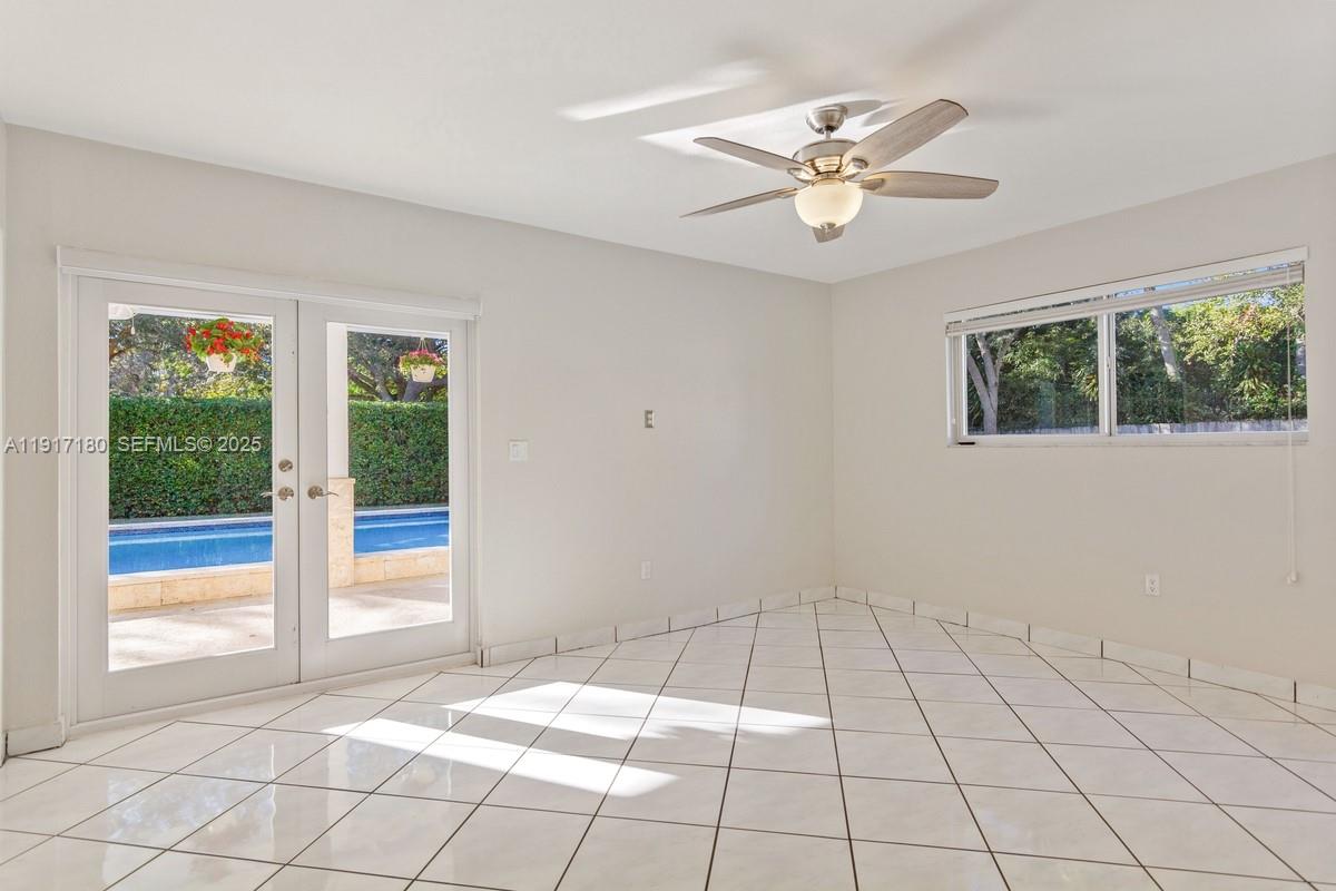 8365 Southwest 131st Street Pinecrest, FL 33156 - Photo 12 of 16