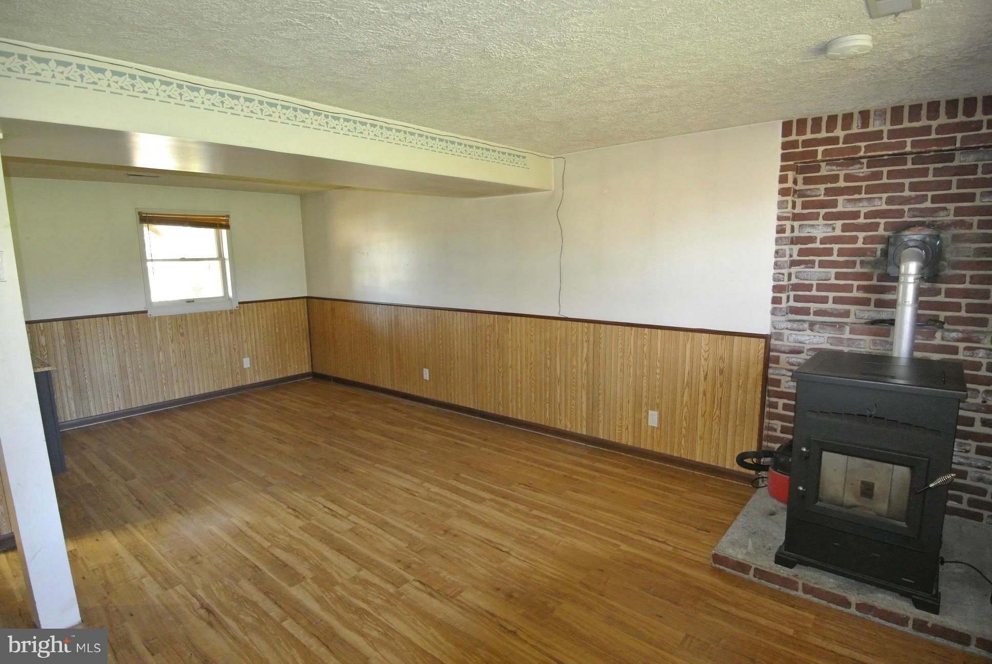 121 Ryan Drive Rising Sun, MD 21911 - Photo 14 of 19 Living Room