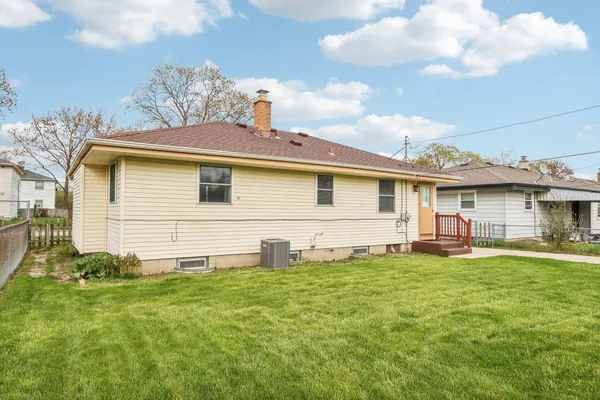 $189,000 | 8221 West Carmen Avenue, Milwaukee, WI 53218