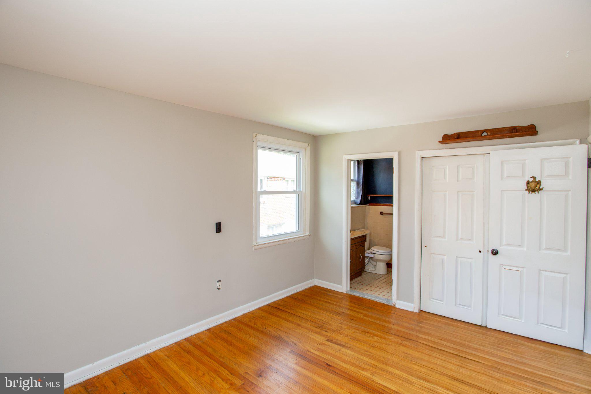 540 Wanamaker Road Jenkintown, PA 19046 - Photo 18 of 40 Bright and airy room with charm.