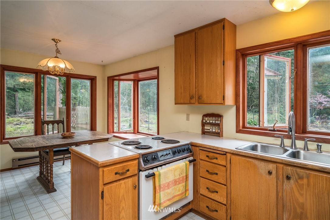 590 Shark Reef Road Lopez Island, WA 98261 - Photo 13 of 25 Gallery Image 13